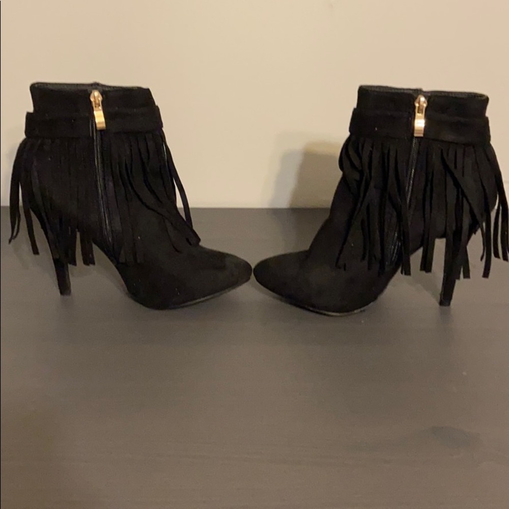 Bucco Black fringe booties, size 7